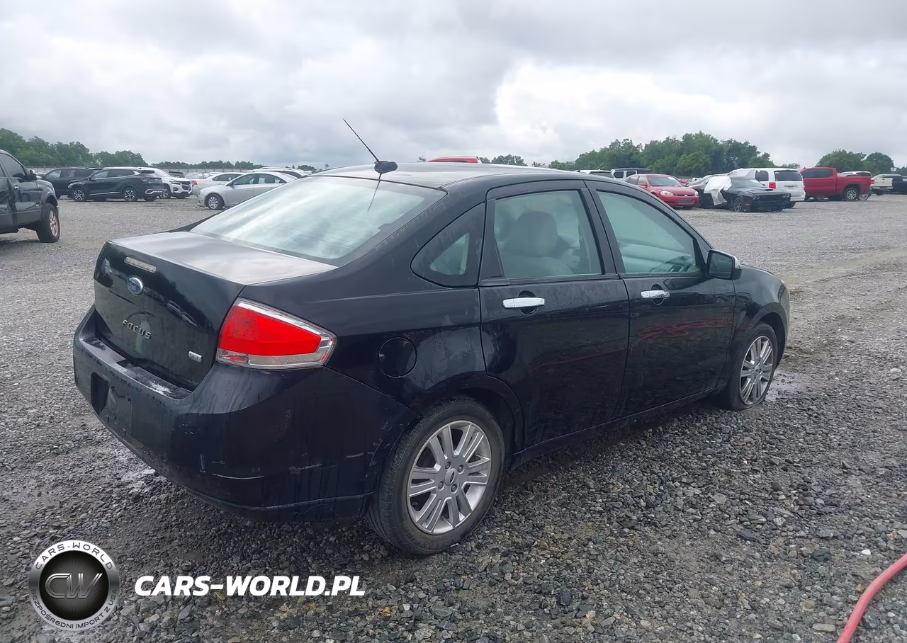 2011 Ford Focus Sel VIN:1FAHP3HN5BW187418 - 4