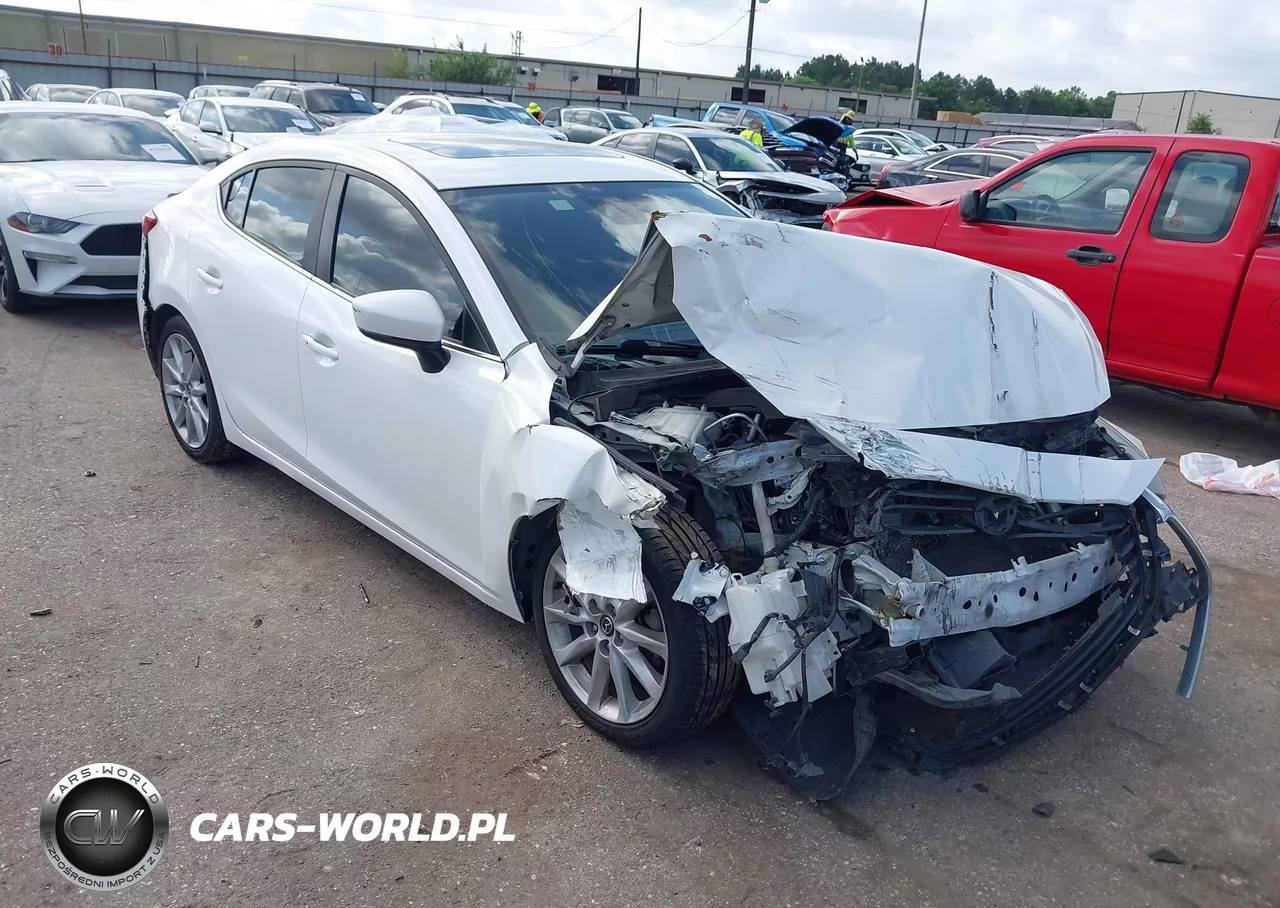2017 Mazda Mazda3 Touring – zdjęcie 1 z 17