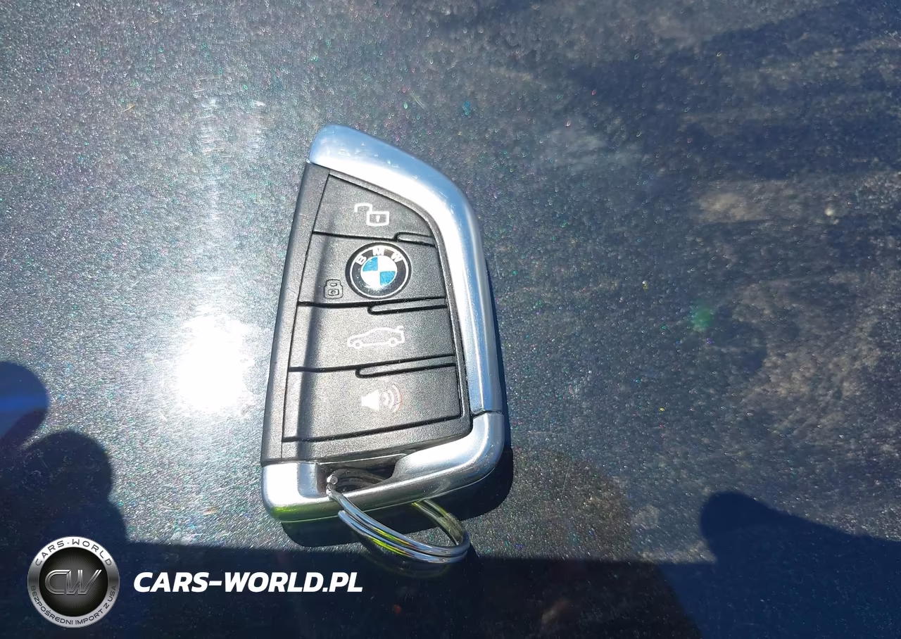 2020 BMW 330I xDrive VIN:3MW5R7J09L8B09504 - 11