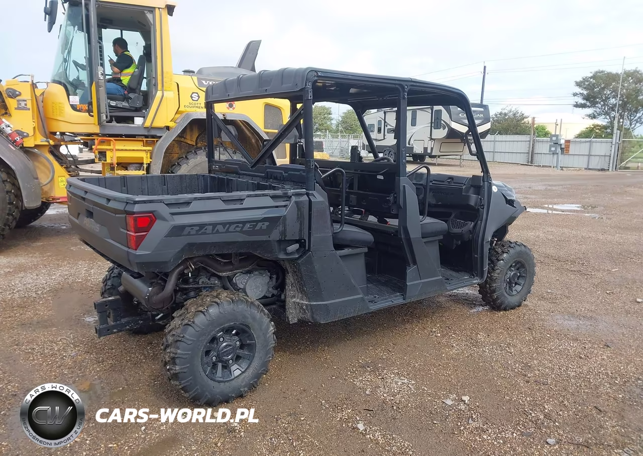 2025 Polaris Ranger Crew 1000 Premium VIN:4XAT6E995S8709531 - 4