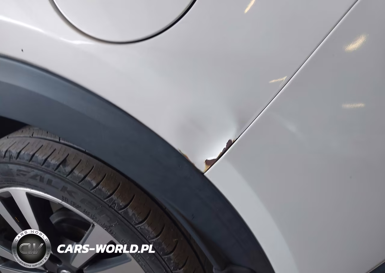 2018 Nissan Kicks Sv VIN:3N1CP5CU7JL532681 - 15