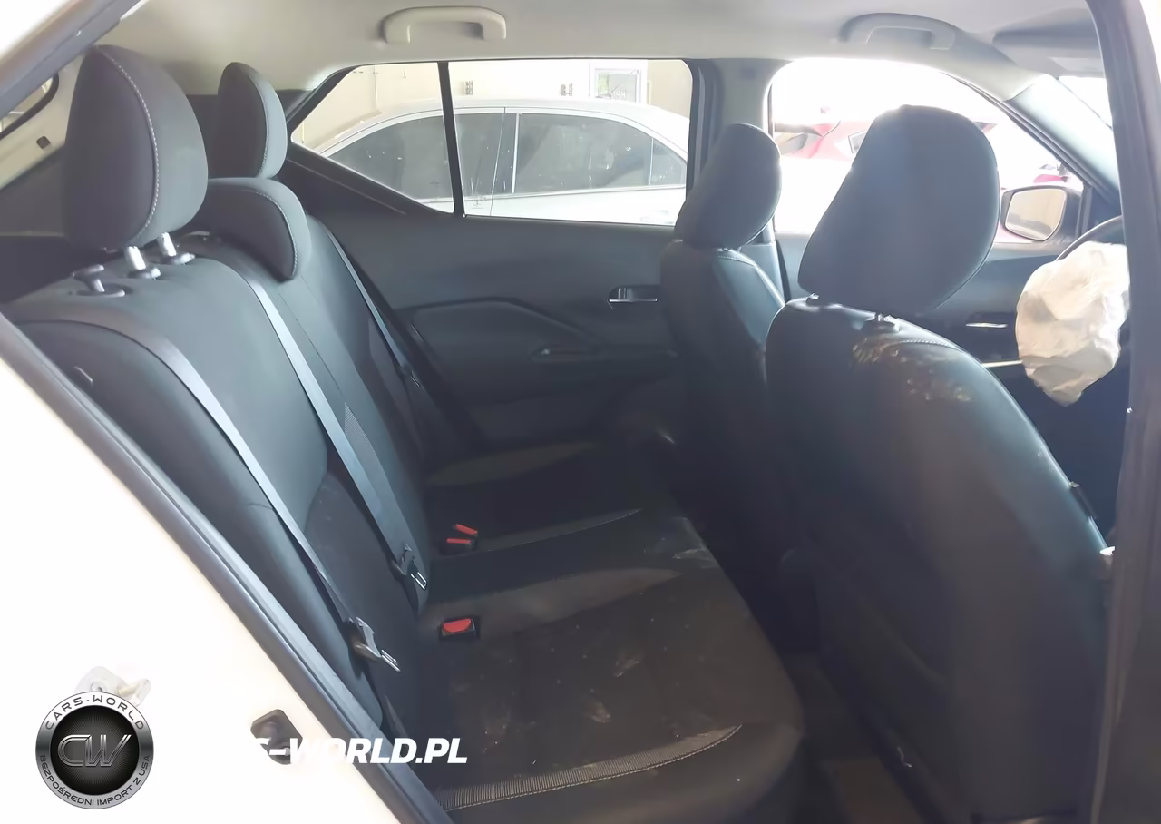 2018 Nissan Kicks Sv VIN:3N1CP5CU7JL532681 - 8