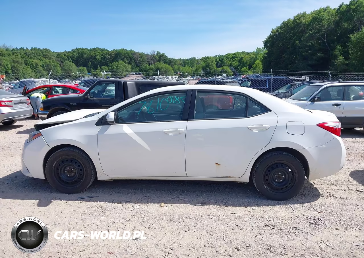 2014 Toyota Corolla Le VIN:5YFBURHE3EP140347 - 14