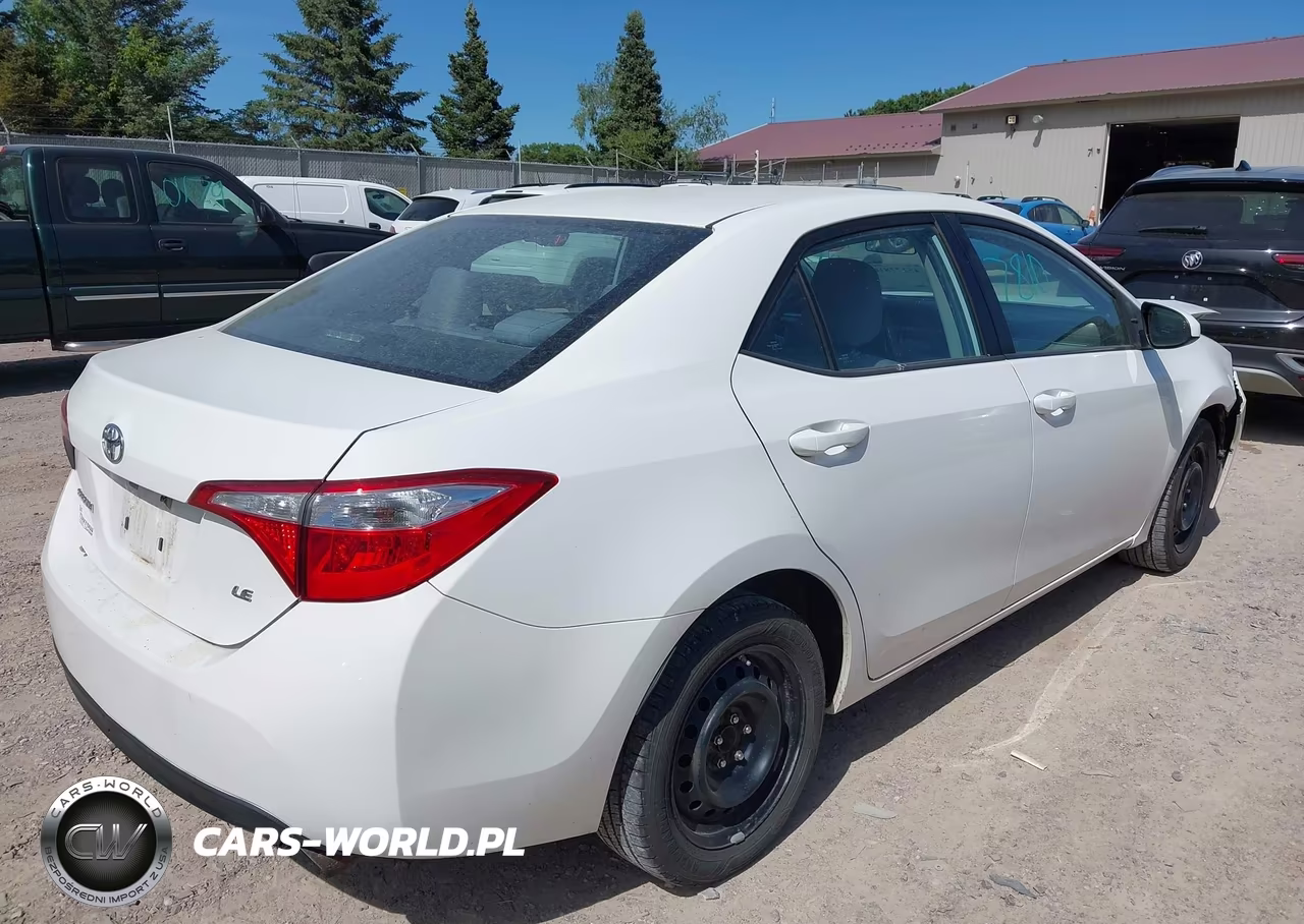 2014 Toyota Corolla Le VIN:5YFBURHE3EP140347 - 4