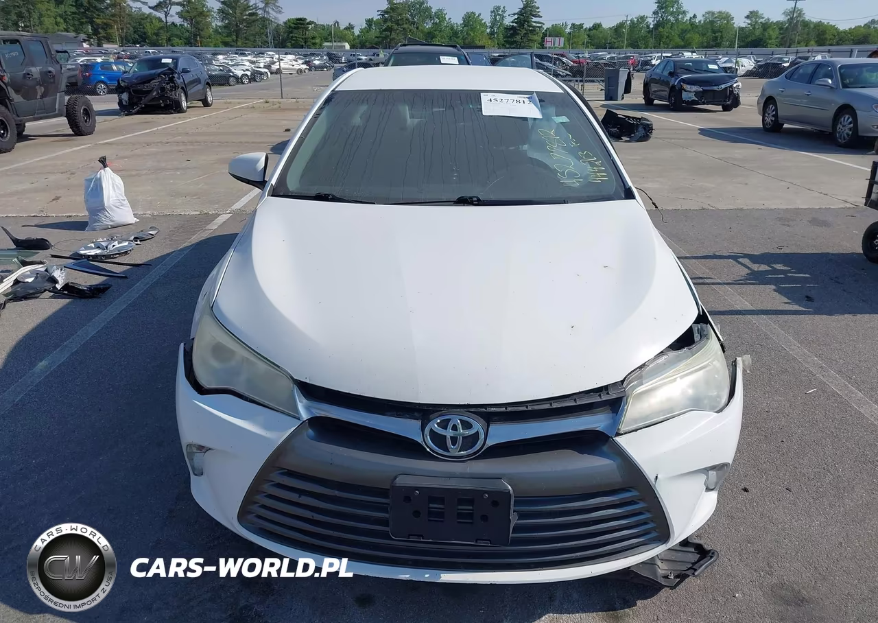 2016 Toyota Camry Le VIN:4T1BF1FK9GU568042 - 12