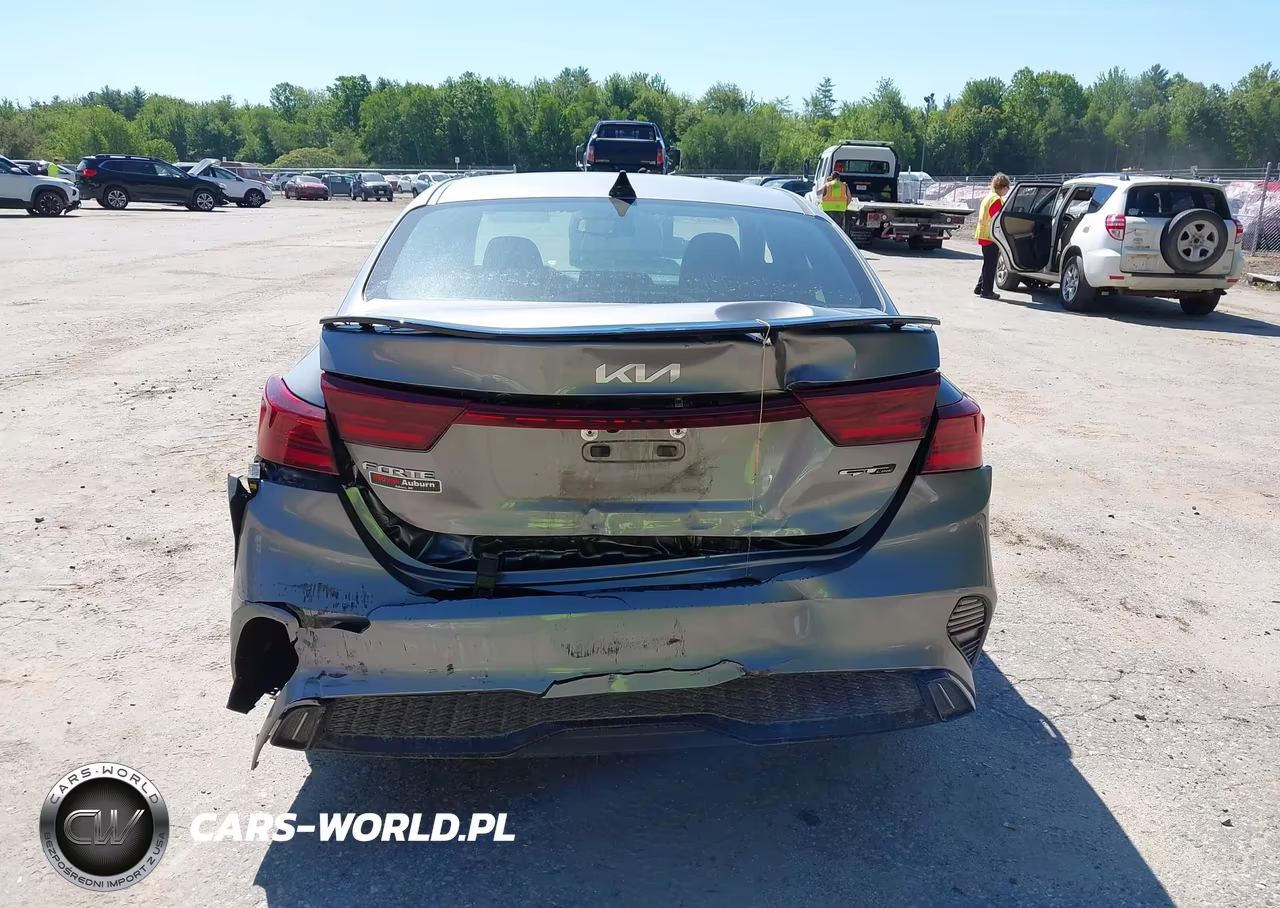 2023 Kia Forte Gt-Line VIN:3KPF54ADXPE542339 - 16