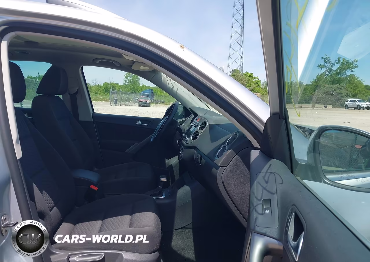 2010 Volkswagen Tiguan Se VIN:WVGAV7AX4AW509089 - 5