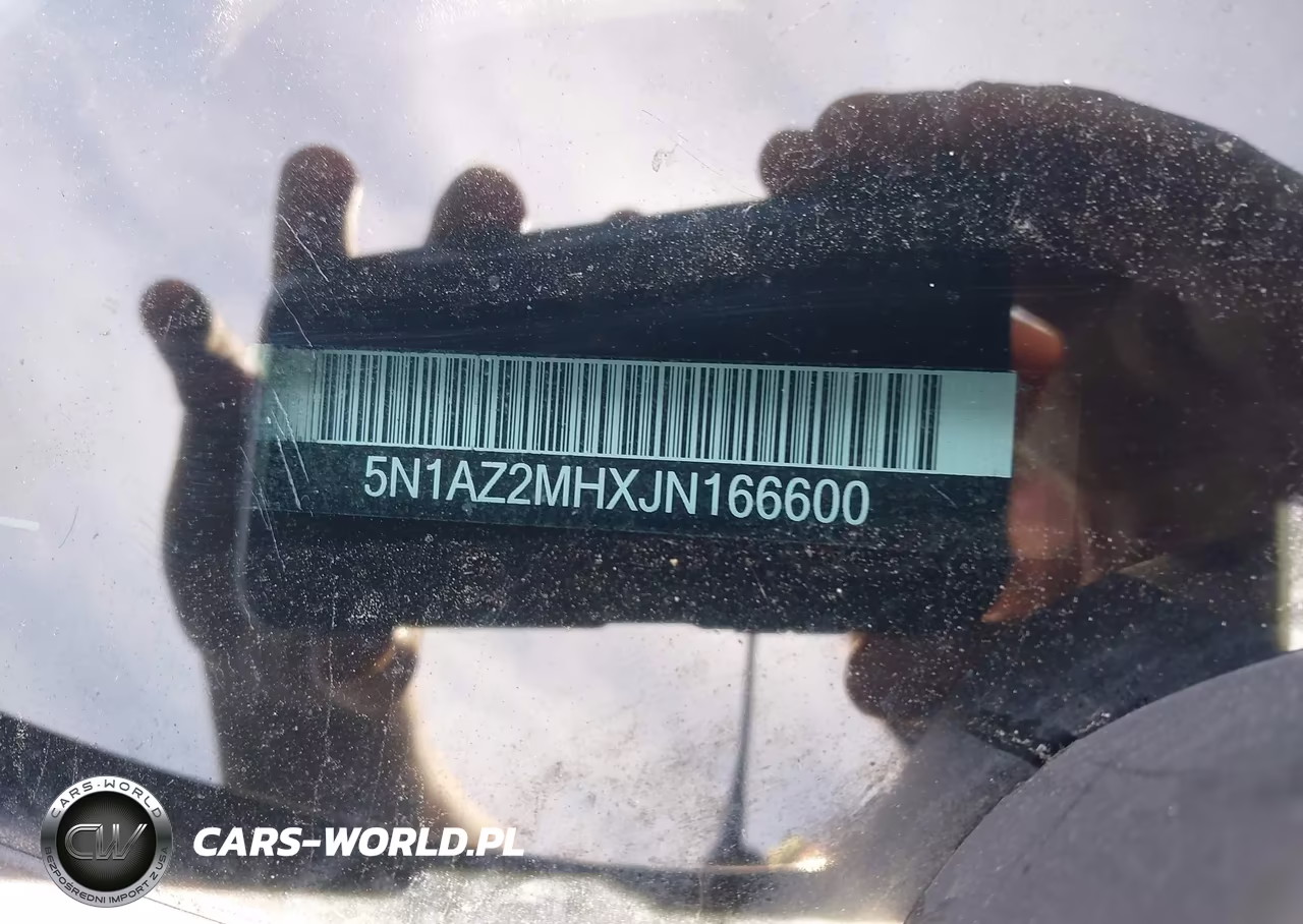 2018 Nissan Murano S VIN:5N1AZ2MHXJN166600 - 17