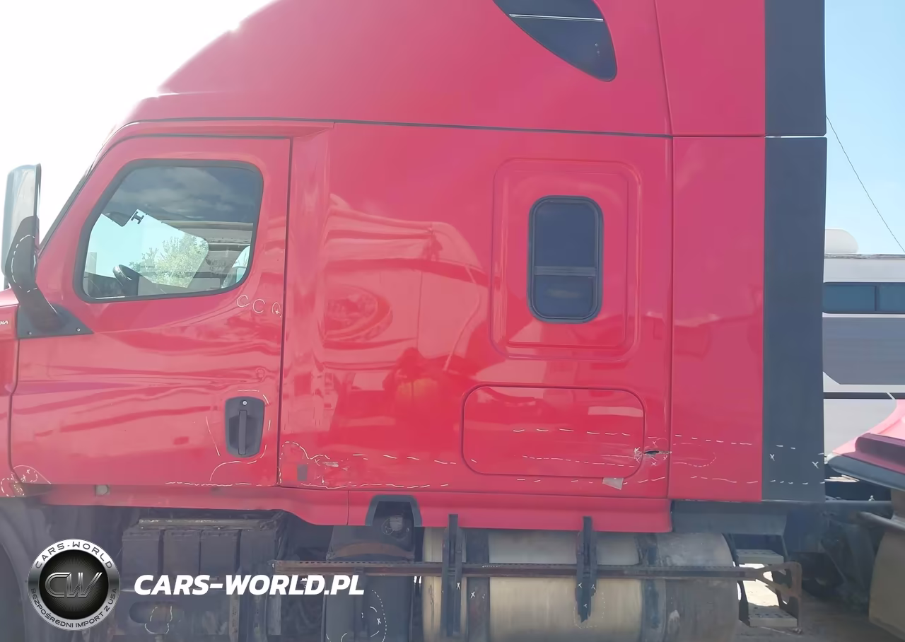2018 Freightliner New Cascadia 126 VIN:3AKJHHDRXJSJX2473 - 13