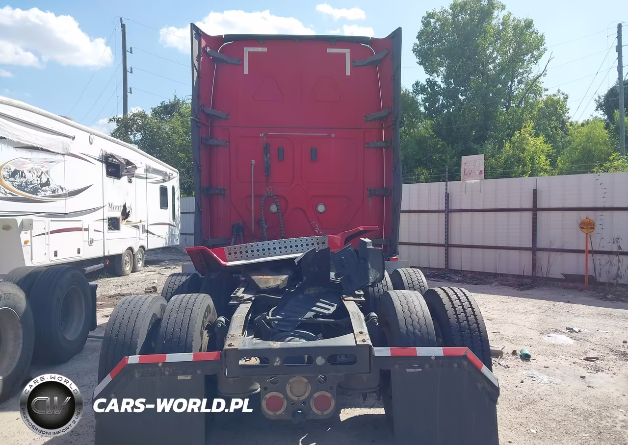 2018 Freightliner New Cascadia 126 VIN:3AKJHHDRXJSJX2473 - 14