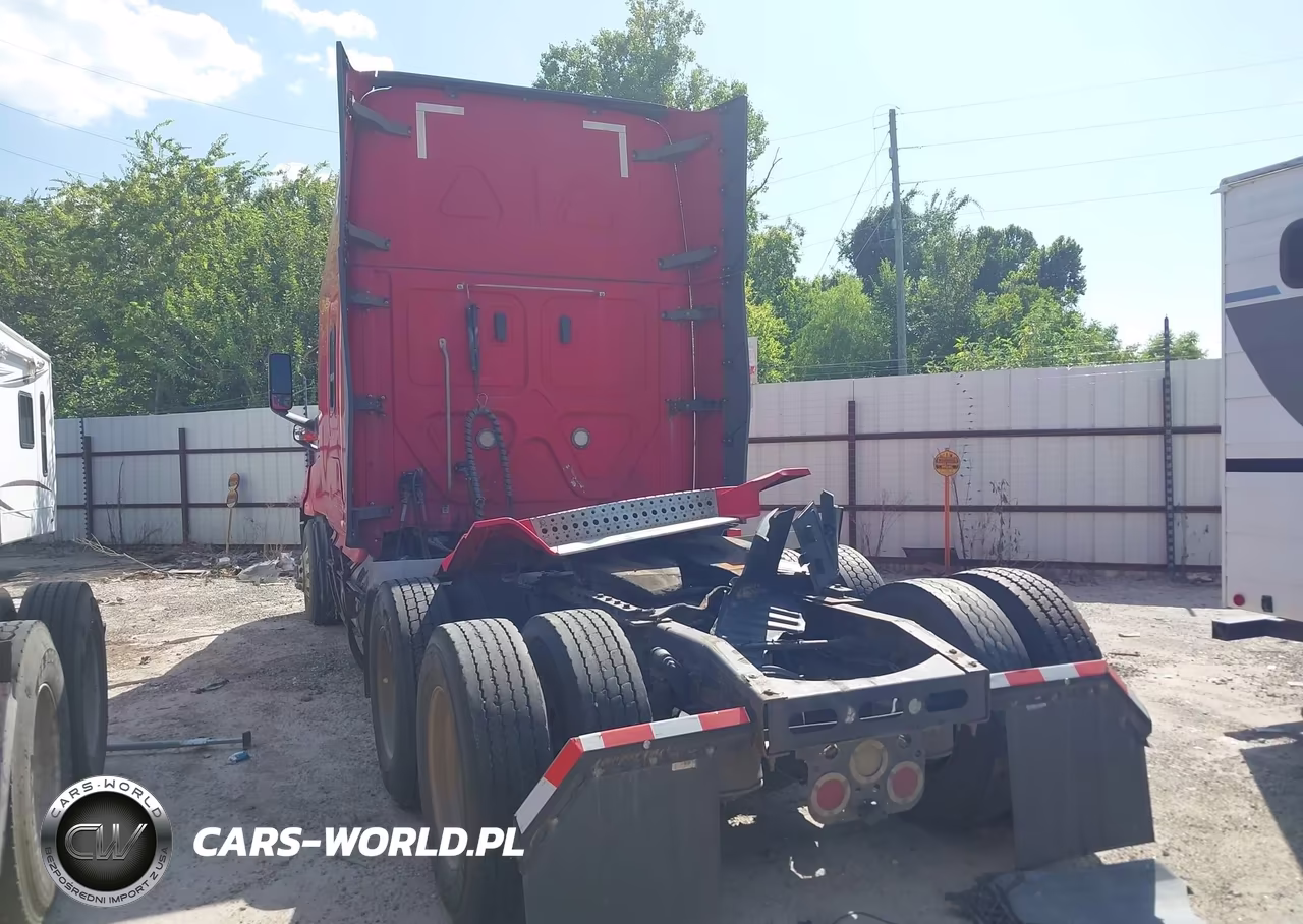 2018 Freightliner New Cascadia 126 VIN:3AKJHHDRXJSJX2473 - 3