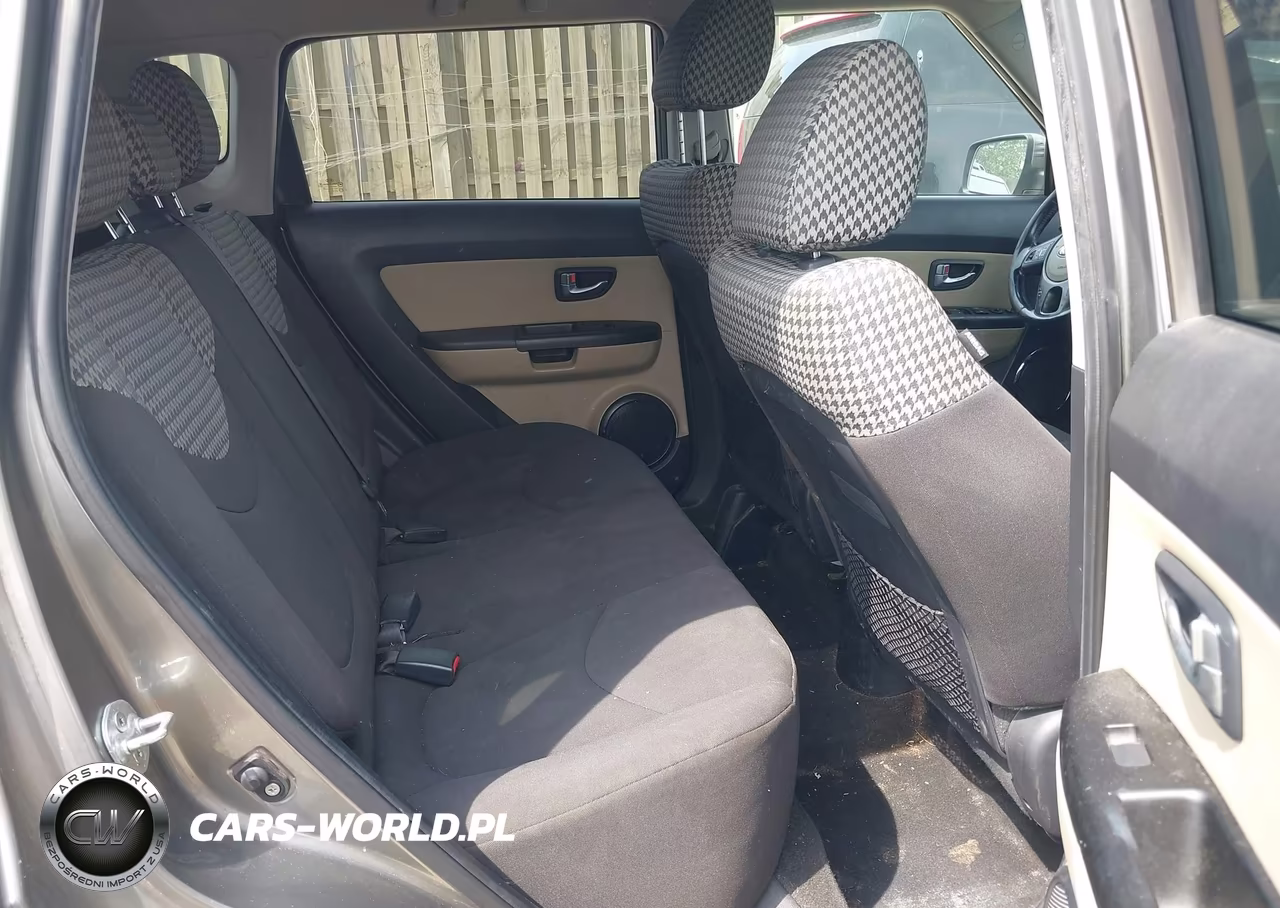 2013 Kia Soul ! VIN:KNDJT2A6XD7521640 - 8