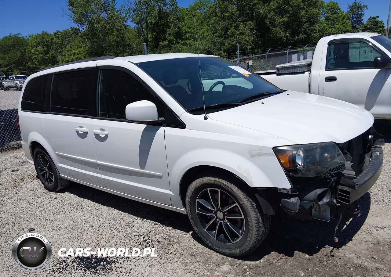 2017 Dodge Grand Caravan Gt VIN:2C4RDGEG7HR789985 - 14