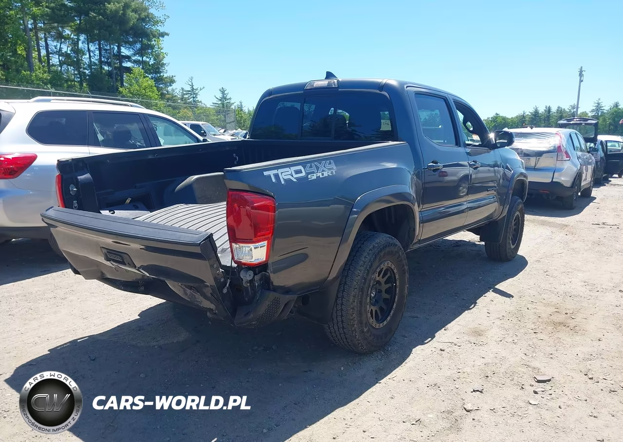 2016 Toyota Tacoma Trd Sport VIN:3TMCZ5AN0GM019875 - 4