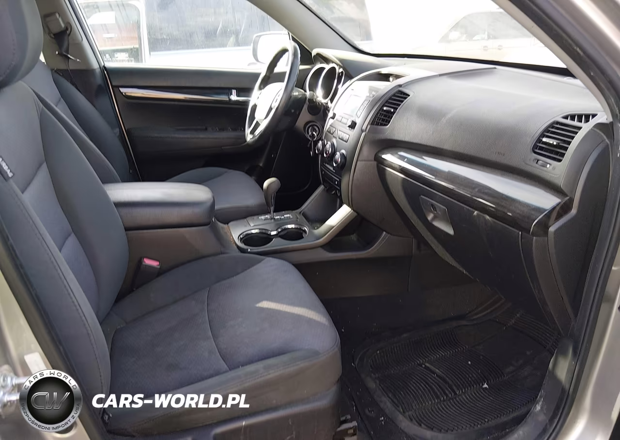 2013 Kia Sorento Lx VIN:5XYKT4A69DG423217 - 5