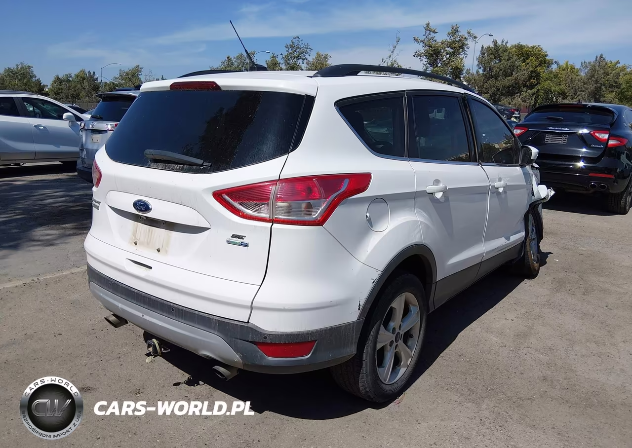 2015 Ford Escape Se VIN:1FMCU9G91FUB48777 - 4