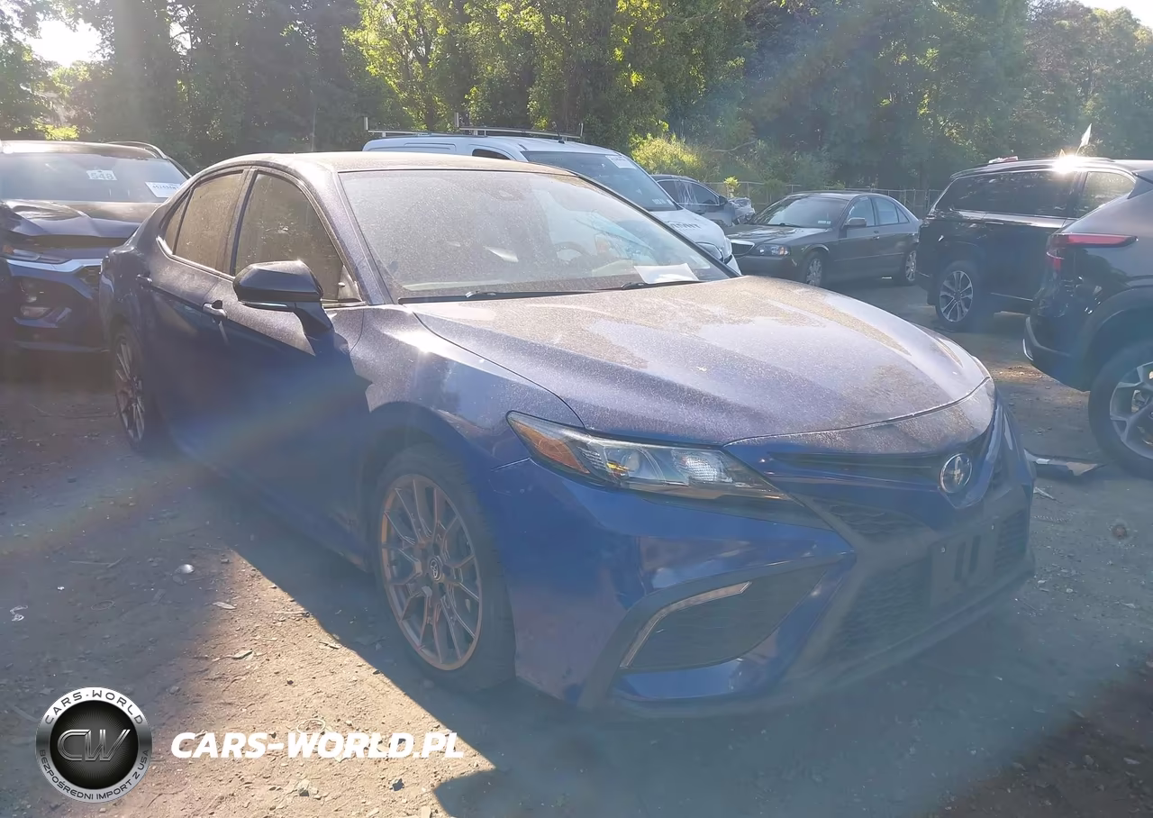 2024 Toyota Camry Hybrid Se Nightshade – zdjęcie 1 z 17