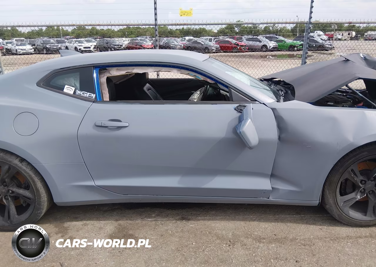 2017 Chevrolet Camaro 1Ss VIN:1G1FE1R73H0165532 - 13
