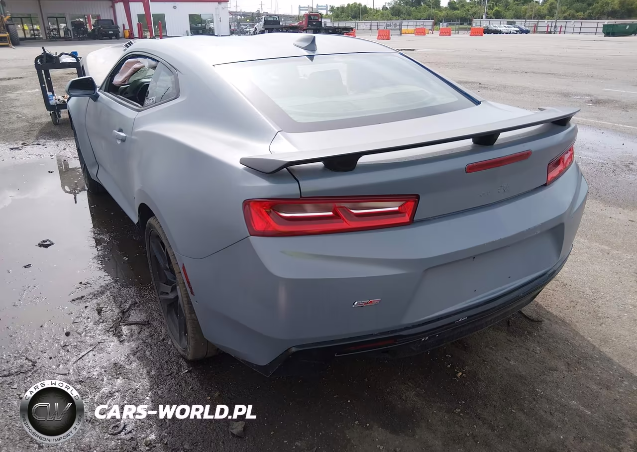 2017 Chevrolet Camaro 1Ss VIN:1G1FE1R73H0165532 - 3