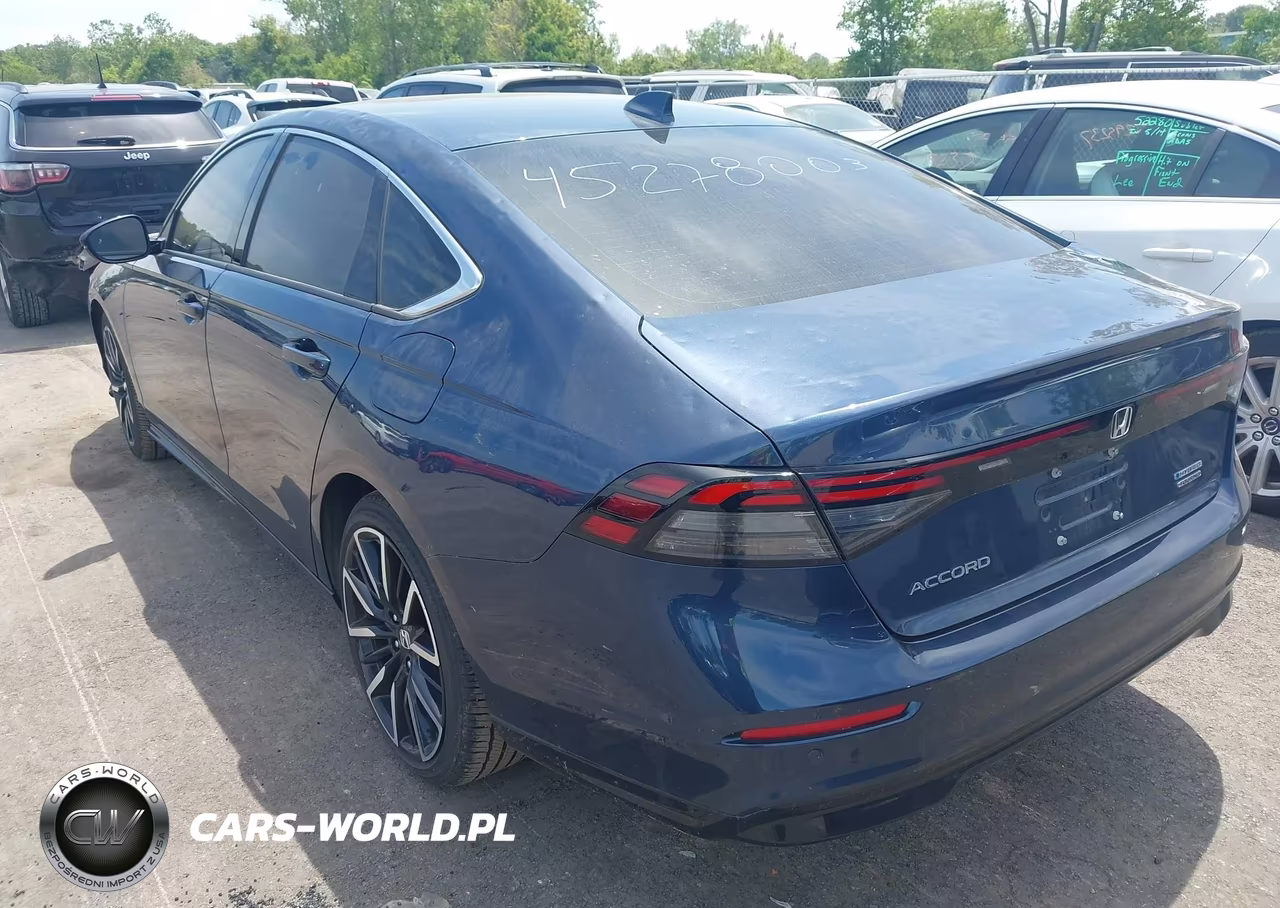 2025 Honda Accord Hybrid Touring VIN:1HGCY2F81SA061094 - 3