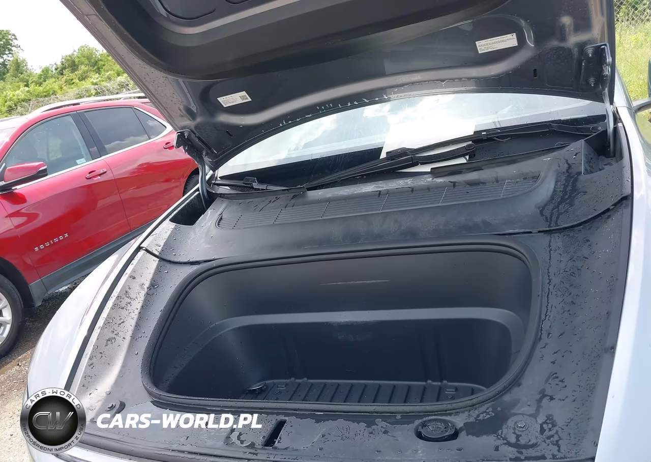 2026 Tesla Model Y All-Wheel Drive-Long Range Launch Series-Premium All-Wheel Drive VIN:7SAYGDEE8TA380432 - 10