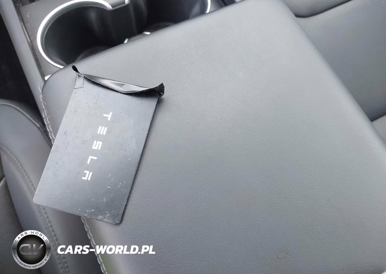 2026 Tesla Model Y All-Wheel Drive-Long Range Launch Series-Premium All-Wheel Drive VIN:7SAYGDEE8TA380432 - 11