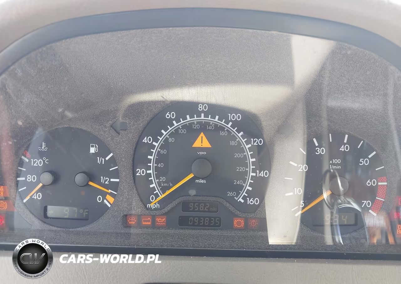 1999 Mercedes-Benz C 230 Kompressor VIN:WDBHA24G6XA663496 - 7