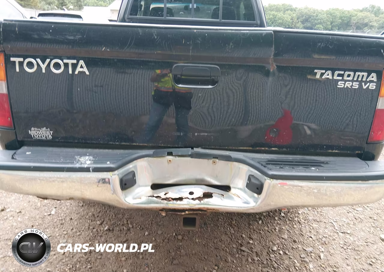 1999 Toyota Tacoma VIN:4TAWN72N6XZ532643 - 13
