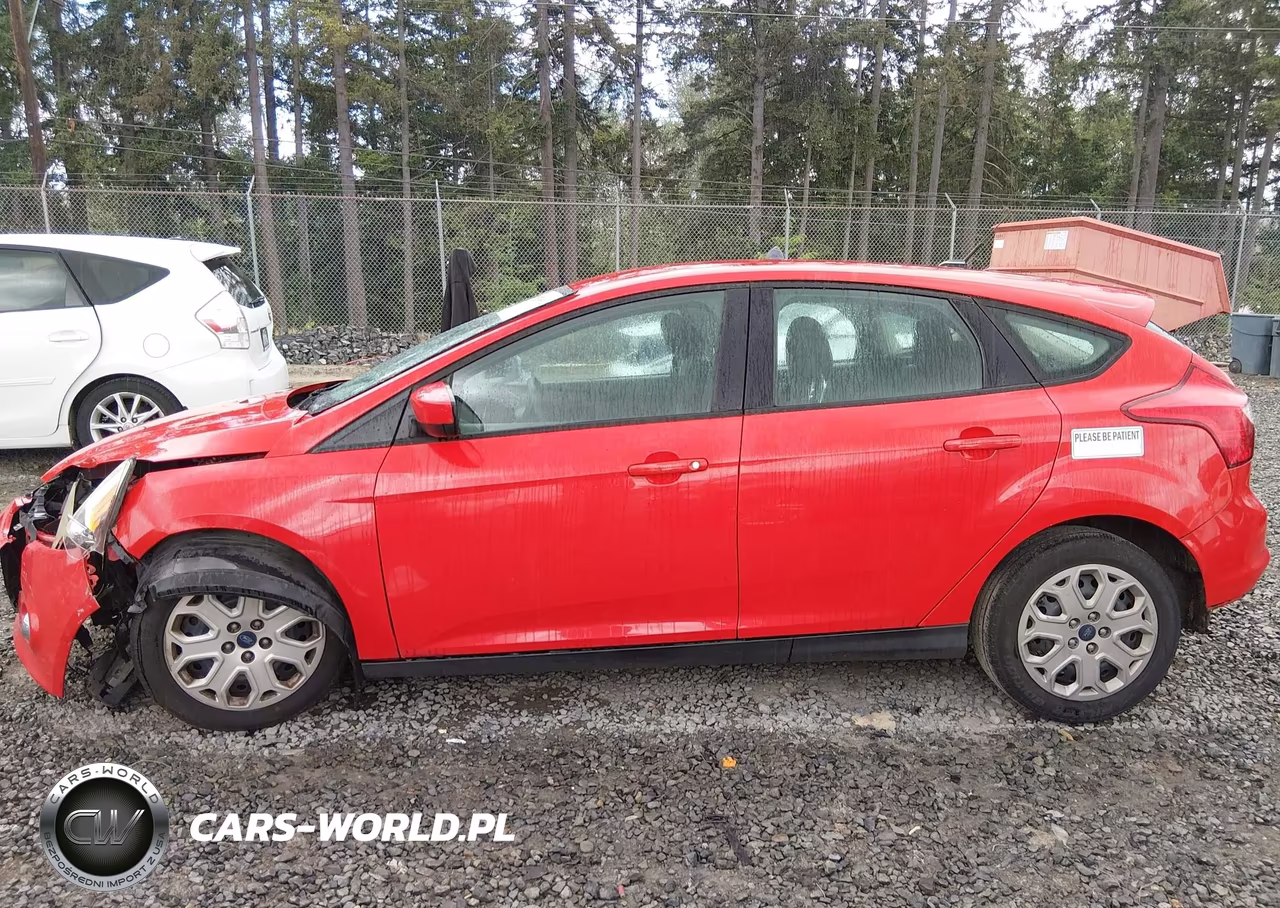 2012 Ford Focus Se VIN:1FAHP3K20CL176201 - 13