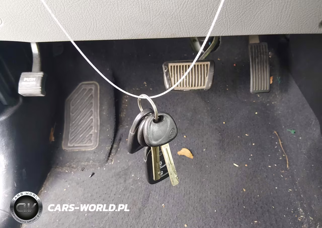 2011 Kia Sorento Lx VIN:5XYKT3A10BG027687 - 11