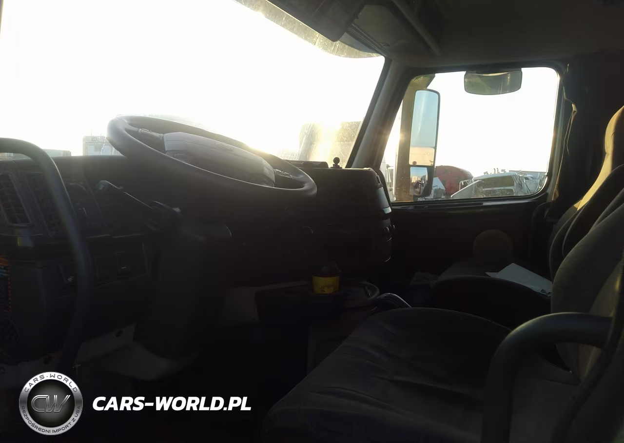 2014 Volvo Vn Vnl VIN:4V4NC9EJ3EN164716 - 5