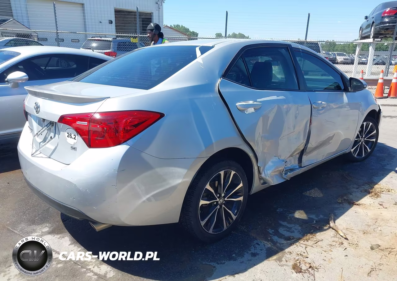 2019 Toyota Corolla Se VIN:5YFBURHEXKP869666 - 4