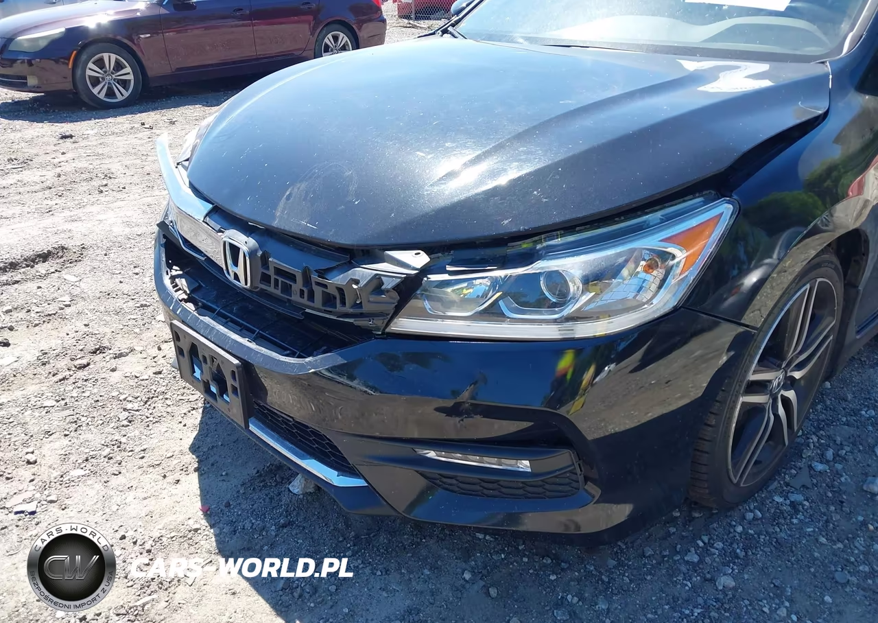 2017 Honda Accord Sport VIN:1HGCR2F5XHA283452 - 6