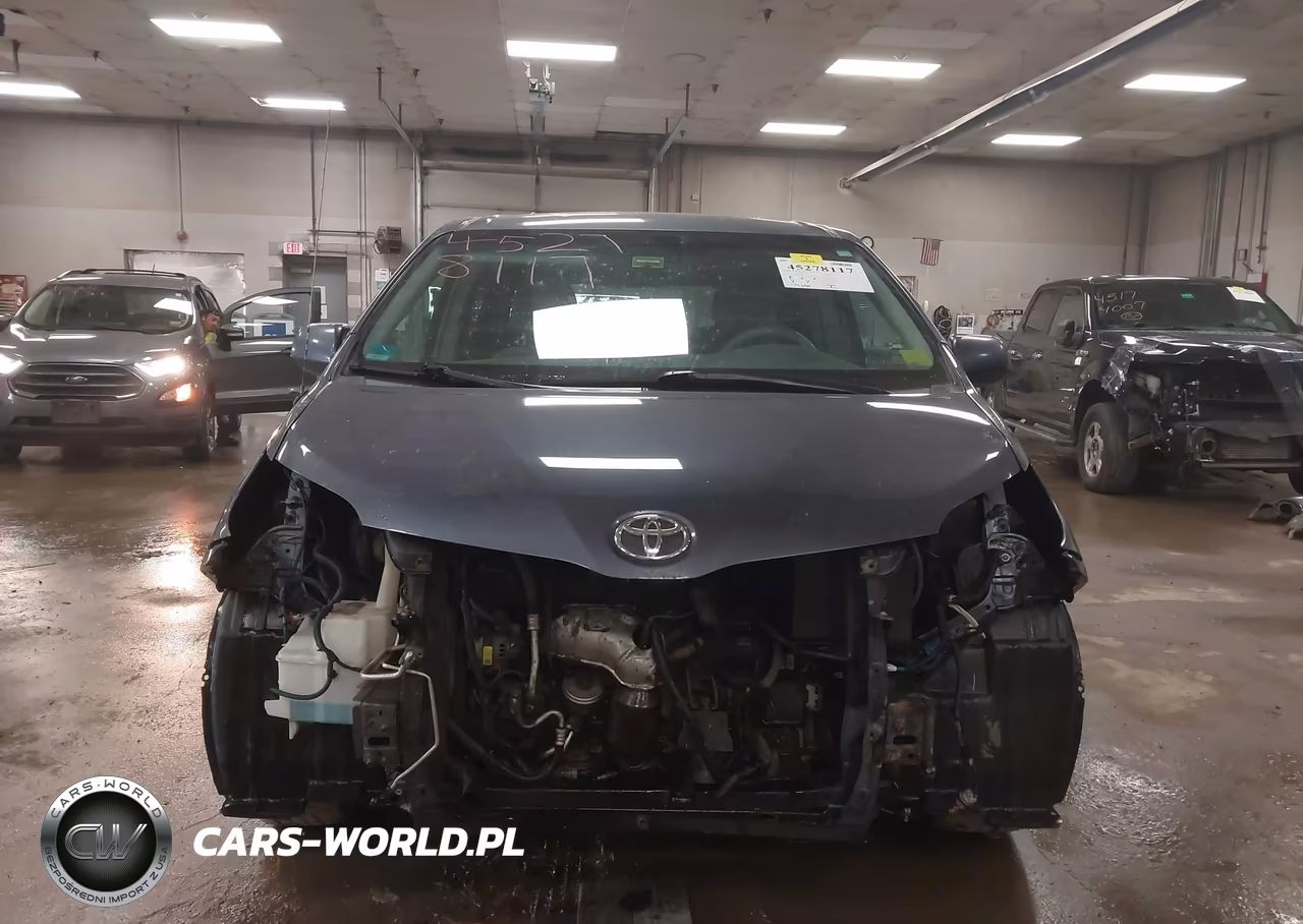 2014 Toyota Sienna Le 7 Passenger VIN:5TDJK3DC7ES079384 - 13