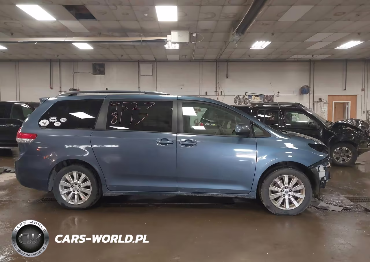 2014 Toyota Sienna Le 7 Passenger VIN:5TDJK3DC7ES079384 - 14
