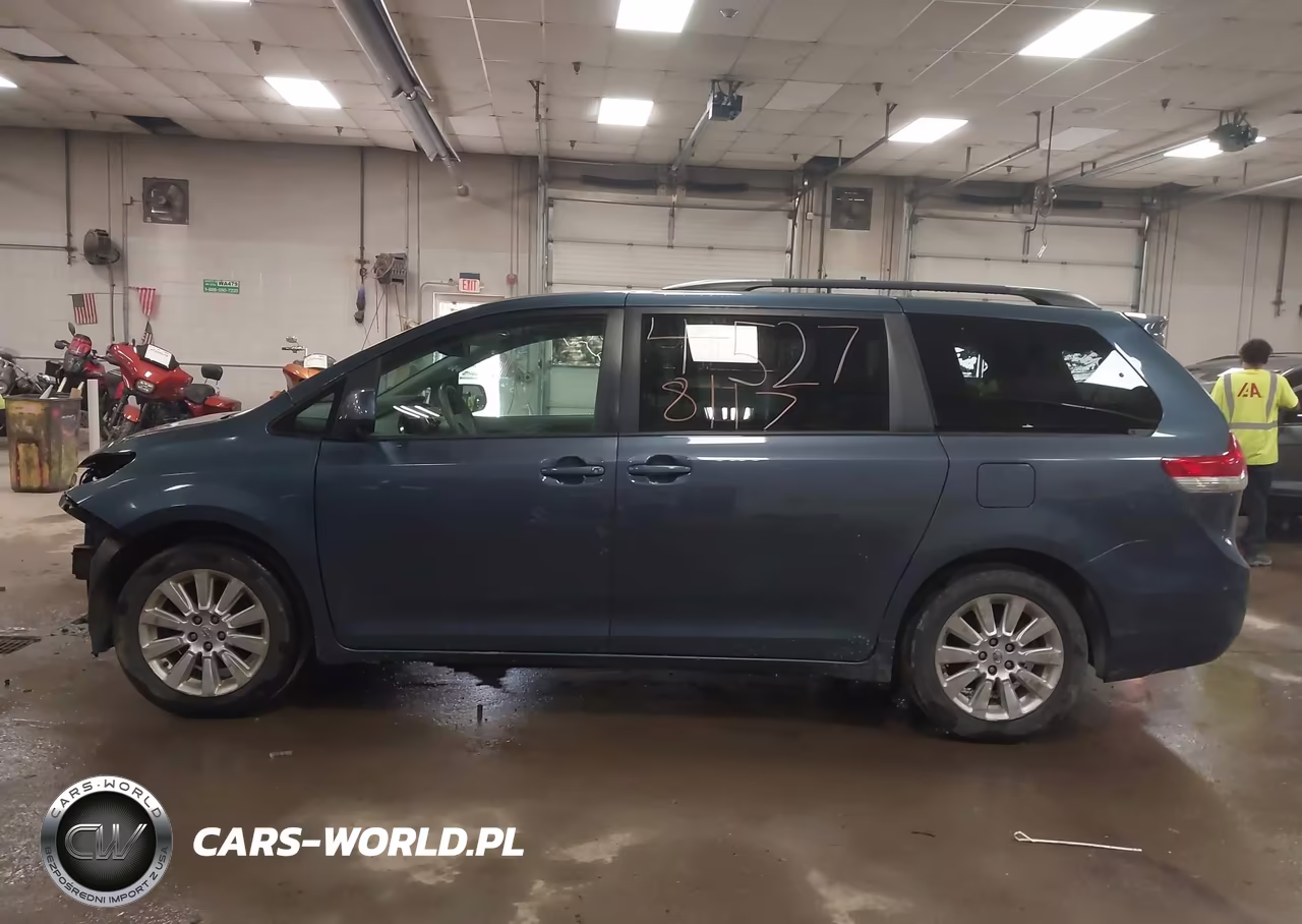2014 Toyota Sienna Le 7 Passenger VIN:5TDJK3DC7ES079384 - 15