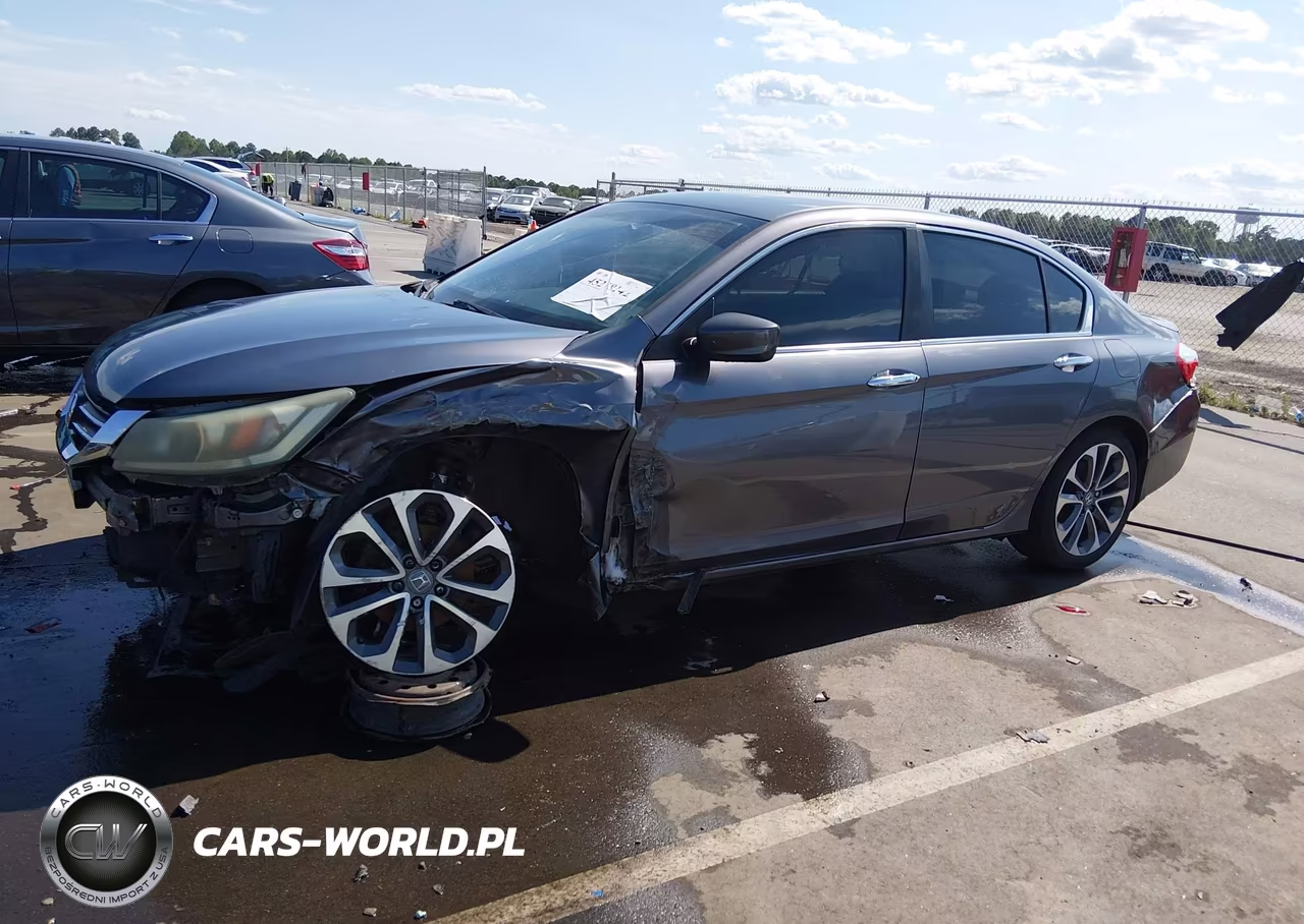 2015 Honda Accord Sport VIN:1HGCR2F58FA254335 - 14