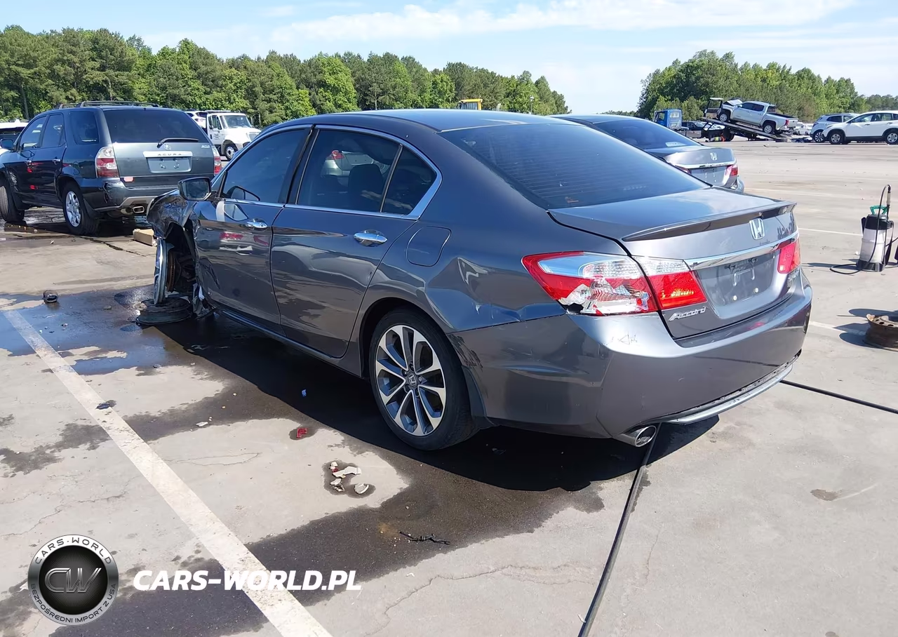 2015 Honda Accord Sport VIN:1HGCR2F58FA254335 - 3