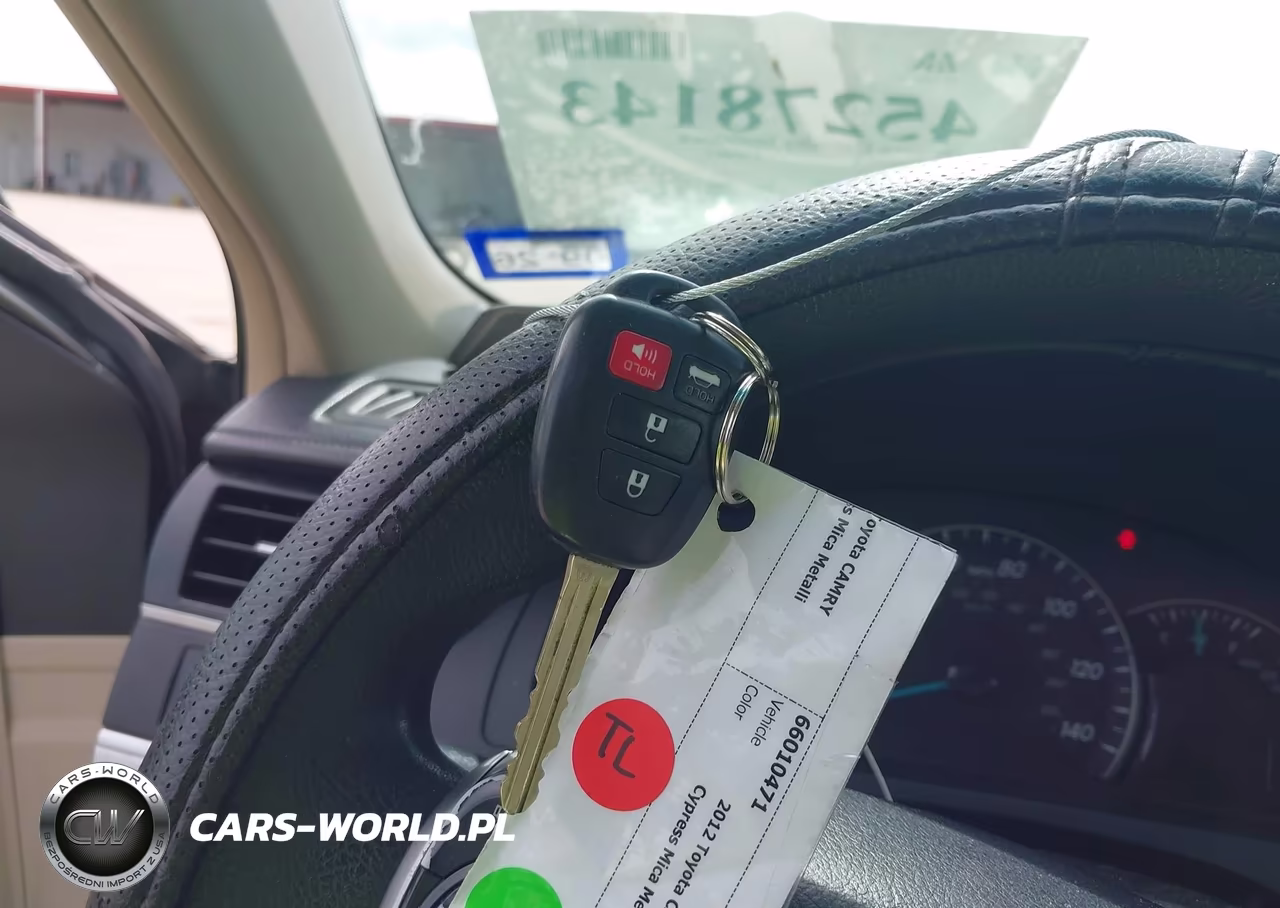 2012 Toyota Camry Le VIN:4T4BF1FK7CR201835 - 11