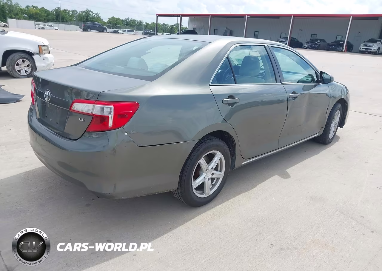 2012 Toyota Camry Le VIN:4T4BF1FK7CR201835 - 4
