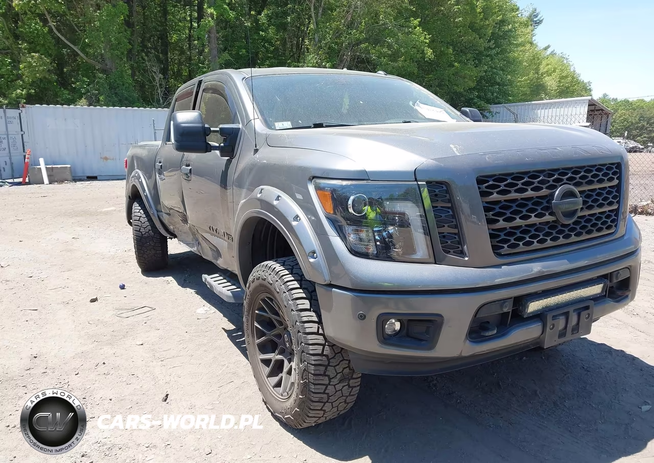 2019 Nissan Titan Sv