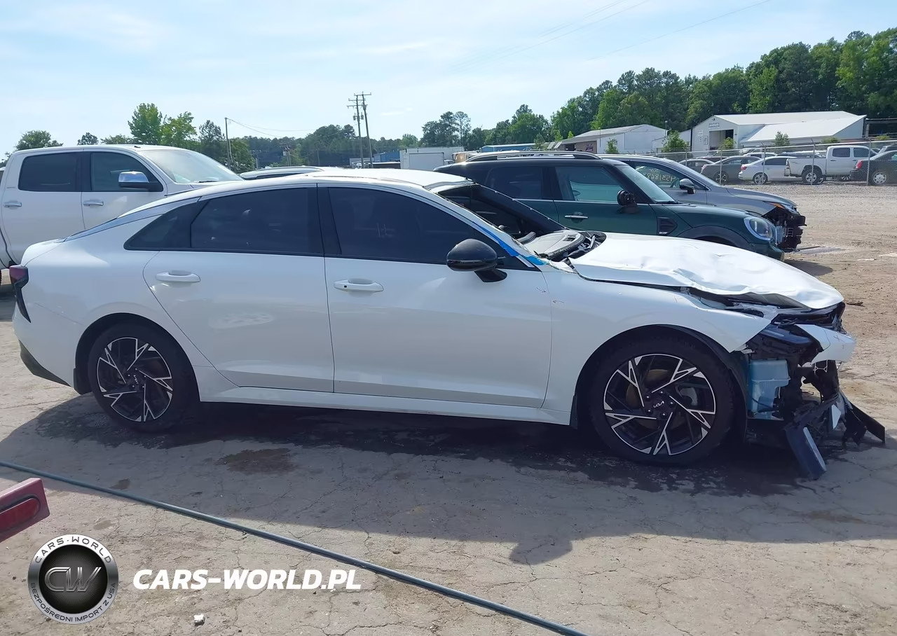2026 Kia K5 Gt-Line Awd VIN:KNAG64J76T5423279 - 13