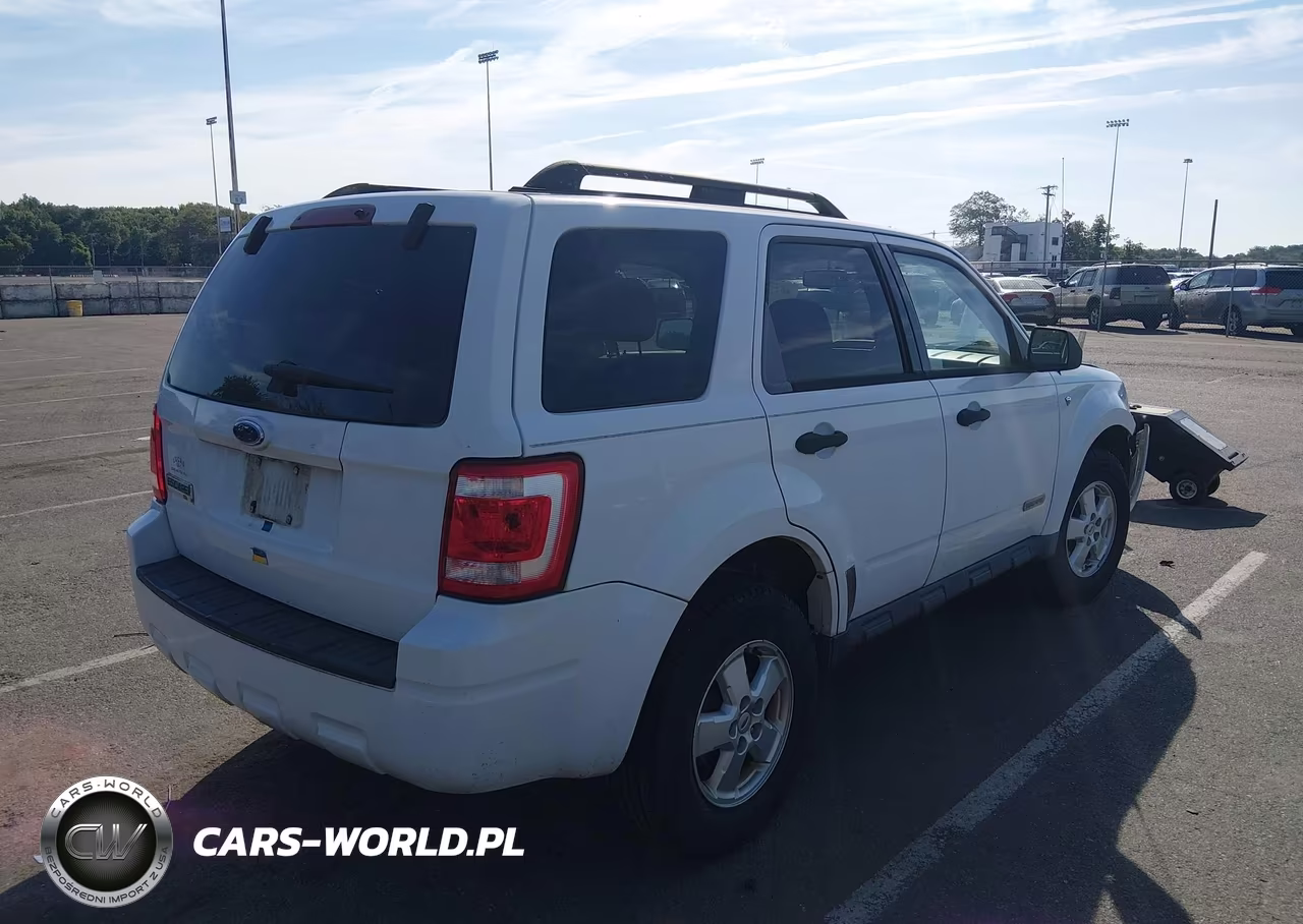 2008 Ford Escape Xlt VIN:1FMCU03118KB68800 - 4