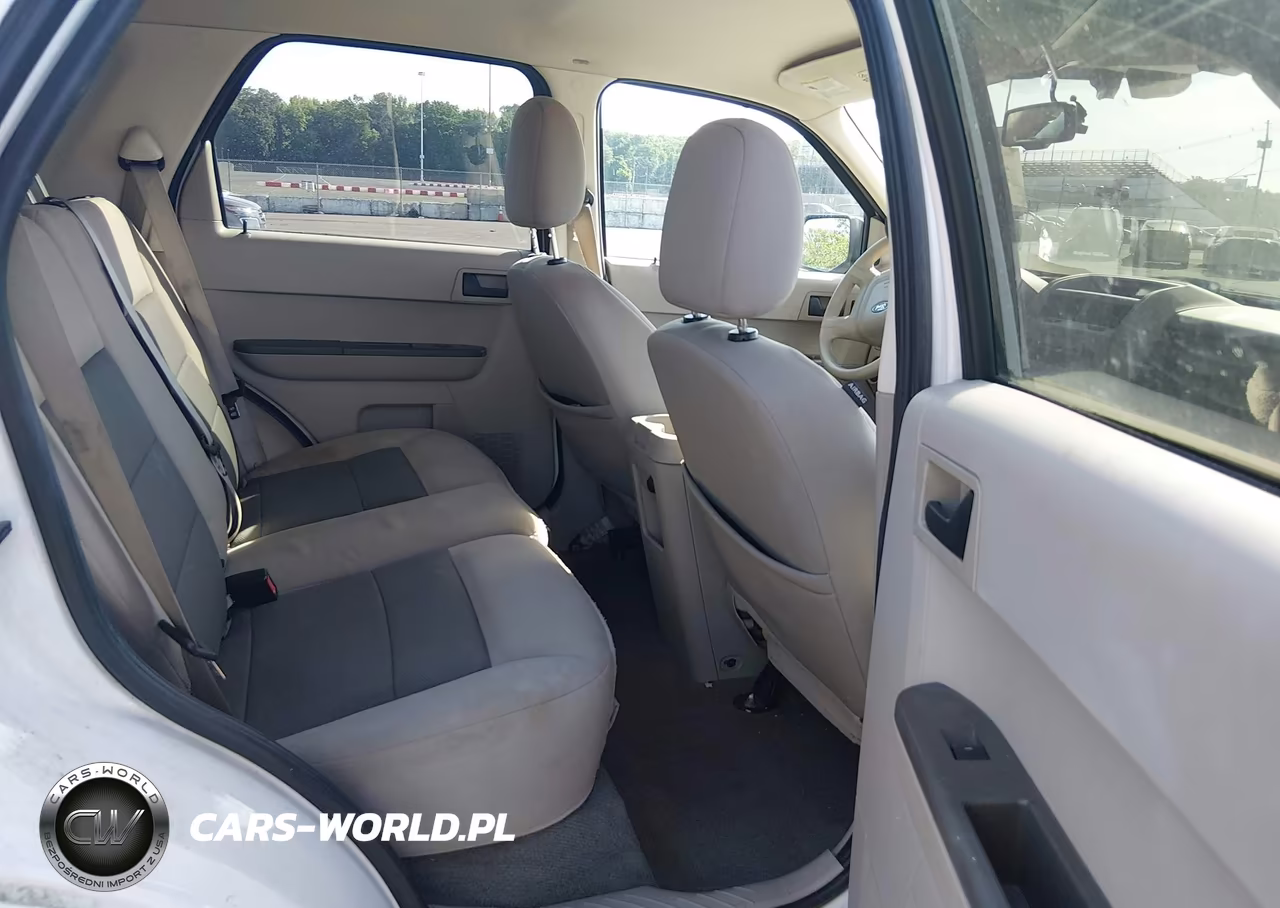 2008 Ford Escape Xlt VIN:1FMCU03118KB68800 - 8
