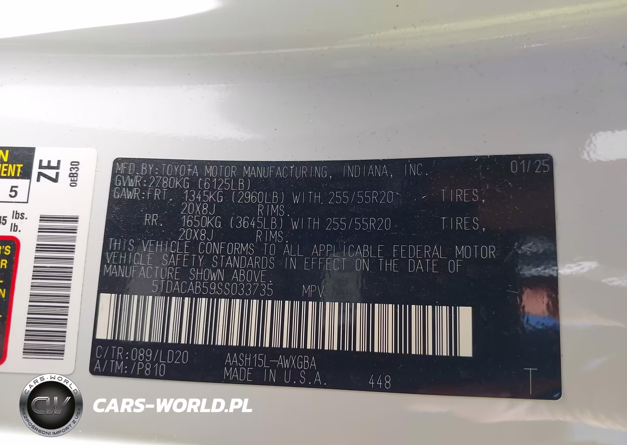 2025 Toyota Grand Highlander Hybrid Nightshade Edition VIN:5TDACAB59SS033735 - 9