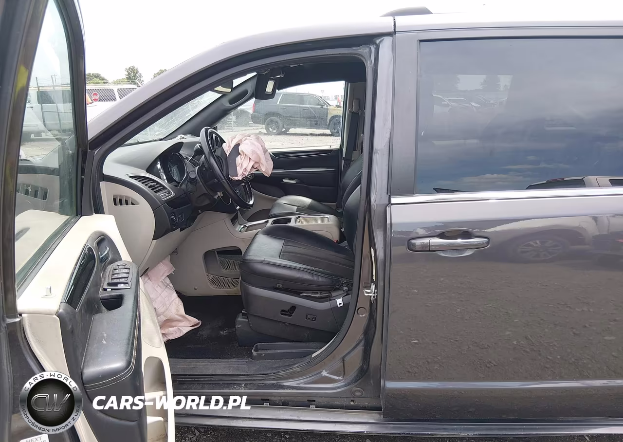2019 Dodge Grand Caravan Sxt VIN:2C4RDGCG2KR693577 - 18