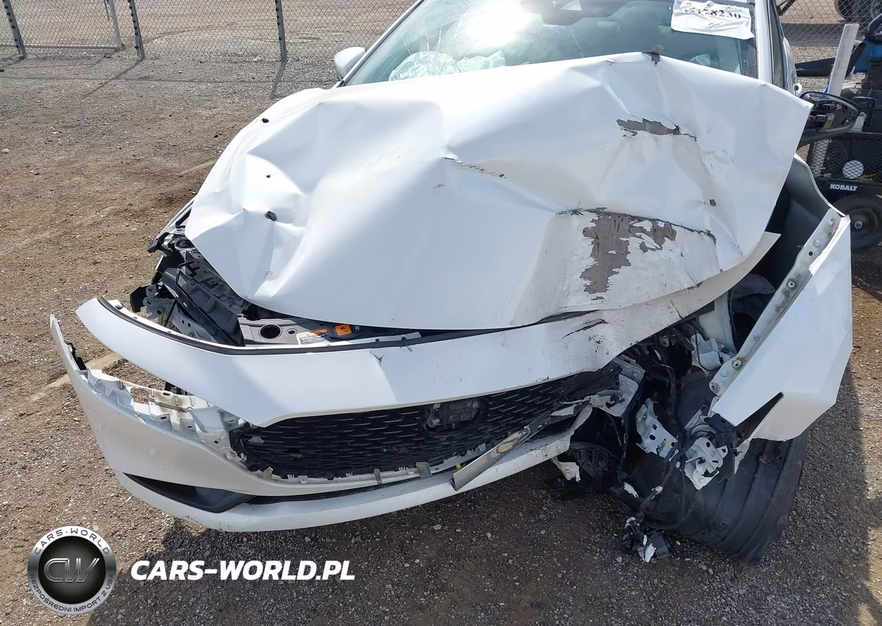 2019 Mazda Mazda3 Premium Package VIN:3MZBPAEM8KM103766 - 6