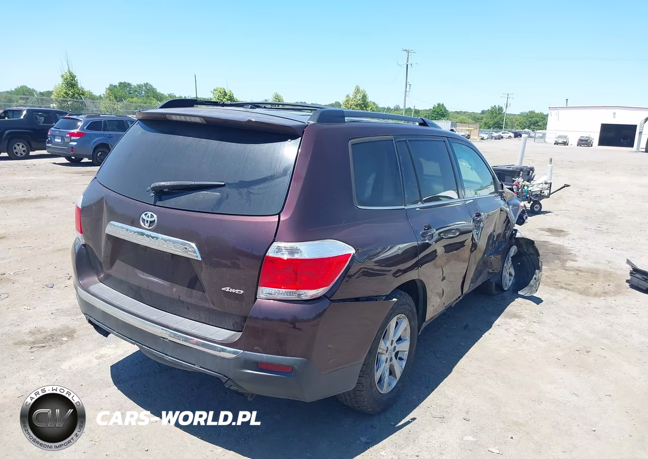 2011 Toyota Highlander Se V6 VIN:5TDBK3EH8BS070770 - 4