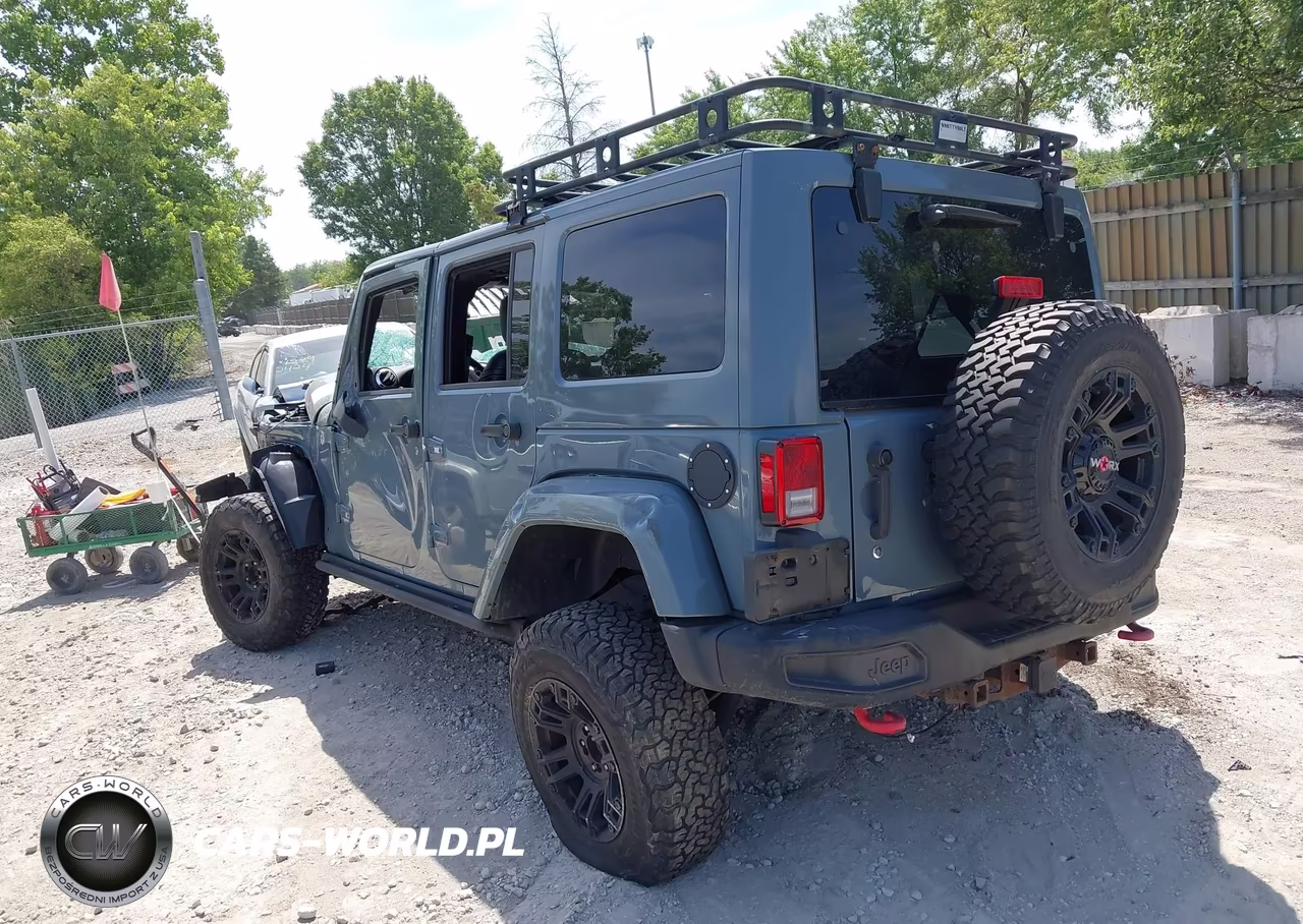 2015 Jeep Wrangler Unlimited Rubicon Hard Rock VIN:1C4BJWFGXFL548737 - 3