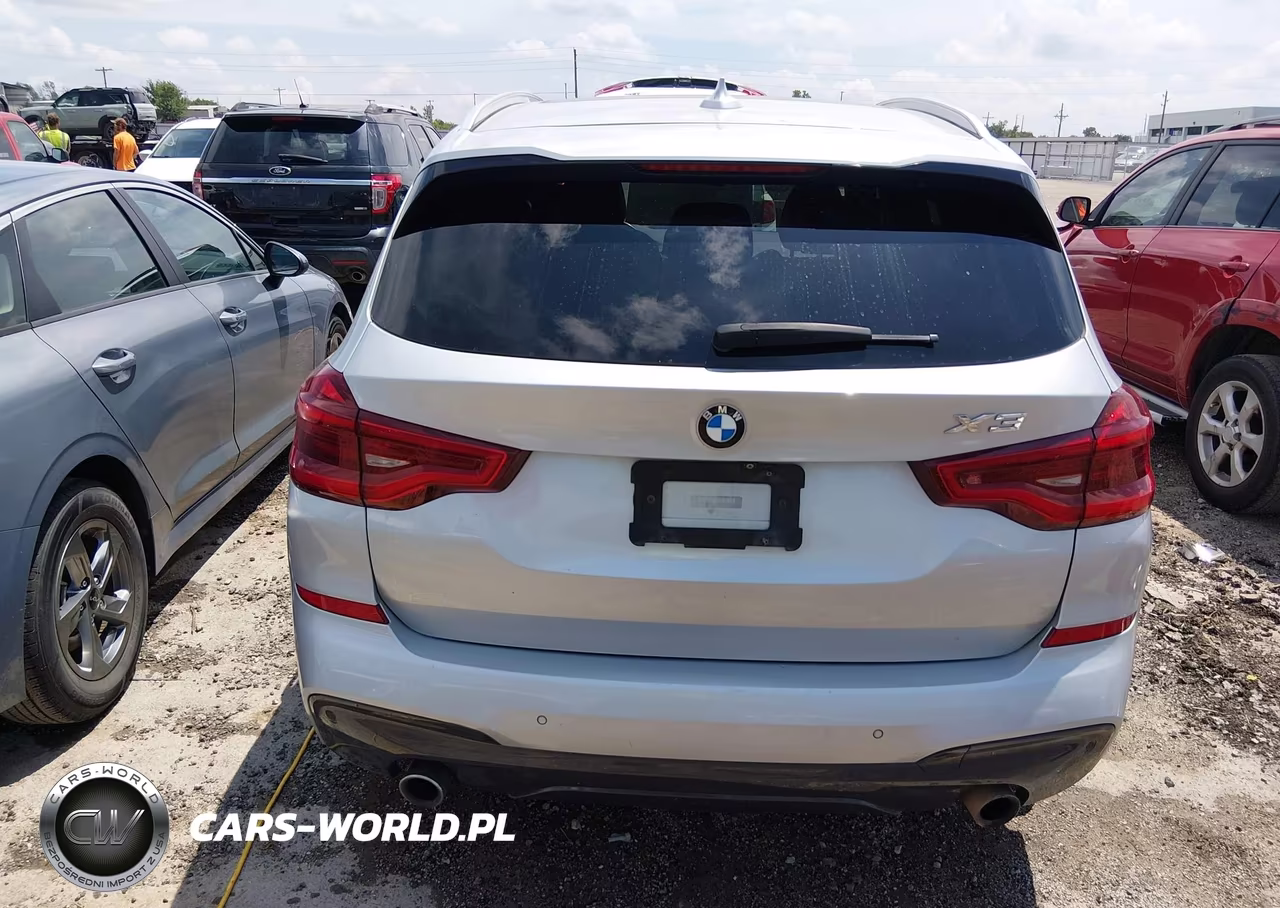 2018 BMW X3 xDrive30I VIN:5UXTR9C51JLC84013 - 16